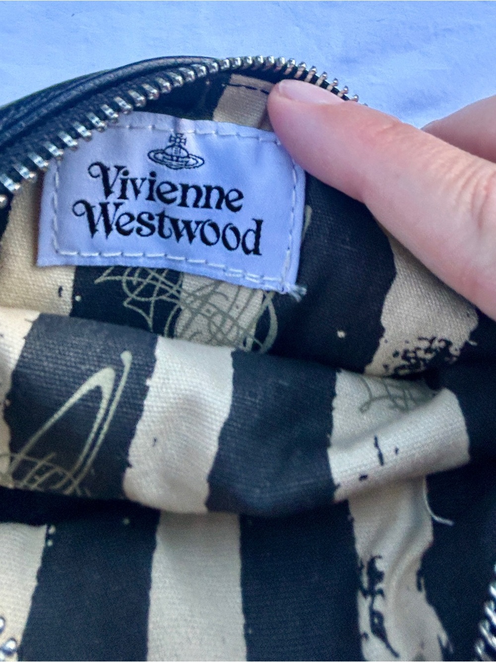 Vivienne Westwood Hilda Small Bum Bag in black grained leather. Like New! - Picture 8 of 8